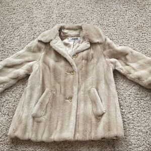 Elegant faux fur coat-vintage